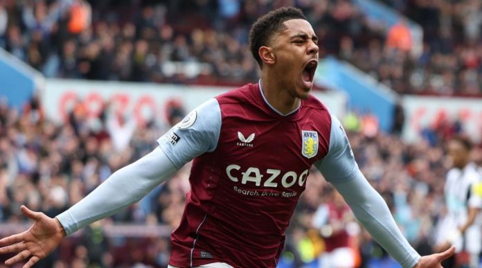 Jacob Ramsey pemain Aston Villa
