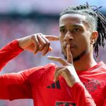 Michael Olise pemain Bayern Munchen