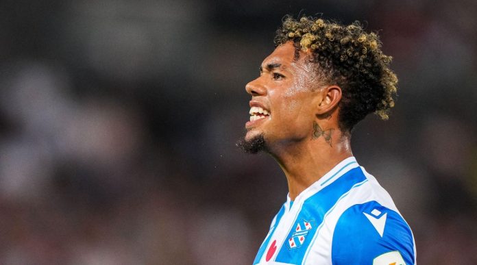 Milan van Ewijk menjadi incaran utama Wolfsburg untuk memperkuat sektor bek kanan musim panas ini.