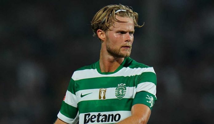 Morten Hjulmand di pertandingan Casa Pia vs Sporting CP