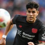 Piero Hincapie pemain Bayer Leverkusen