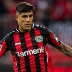 Piero Hincapie pemain Bayer Leverkusen