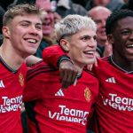 Rasmus Hojlund, Alejandro Garnacho dan Kobbie Mainoo pemain Manchester United
