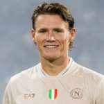 Scott McTominay Rayu Bintang Manchester United Untuk Gabung Partenopei Scott McTominay ajak Rasmus Hojlund gabung Napoli