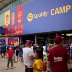 Sportify Camp Nou tampak dari depan