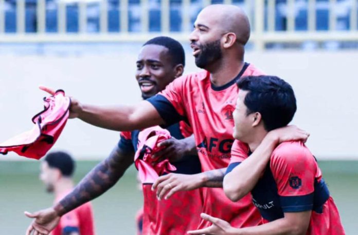 Suasana Latihan Terakhir Persik Kediri Jelang Laga di Kandang PSBS Biak