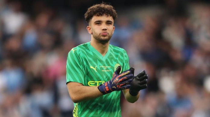 True Grant kiper rmuda Manchester City