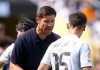 Xabi Alonso memberi instruksi pada Arda Guler