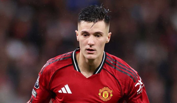 Aksi Benjamin Sesko di laga Manchester United vs Chelsea