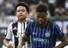 Aksi Denzel Dumfries di laga Juventus vs Inter Milan'