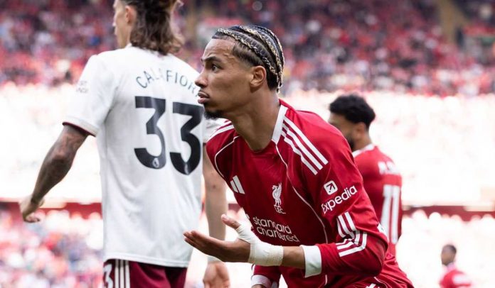 Aksi Hugo Ekitike di laga Liverpool vs Arsenal
