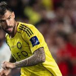 Aksi Inigo Martinez di laga untuk Al-Nassr