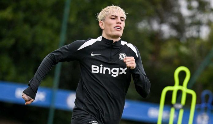 Alejandro Granacho berlatih di sesi latihan Chelsea Alejandro Granacho berlatih di sesi latihan Chelsea