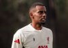Alexander Isak di sesi latihan Liverpool