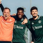 Altay Bayindir, Andre Onana, dan pelatih kiper Manchester United Jelle ten Rouwelaar