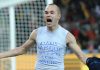 Andres Iniesta merayakan golnya di final Piala Dunia 2010