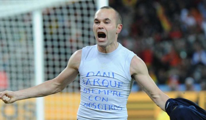 Andres Iniesta merayakan golnya di final Piala Dunia 2010