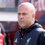 Arne Slot bersiap pimpin Liverpool hadapi Galatasaray di Liga Champions