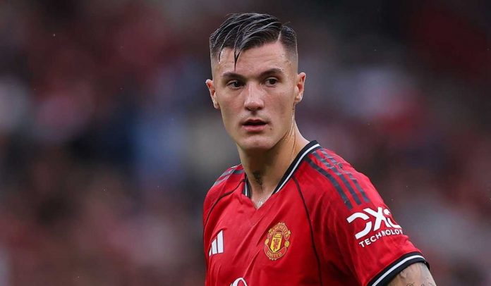 Benjamin Sesko di laga Manchester United v Burnley Benjamin Sesko di laga Manchester United v Burnley