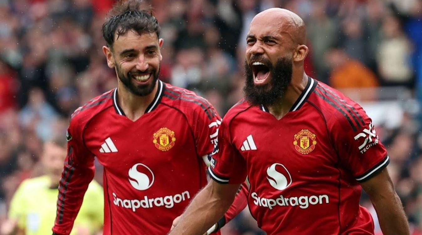 Bryan Mbeumo dan Bruno Fernandes pemain Manchester United Bryan Mbeumo dan Bruno Fernandes pemain Manchester United