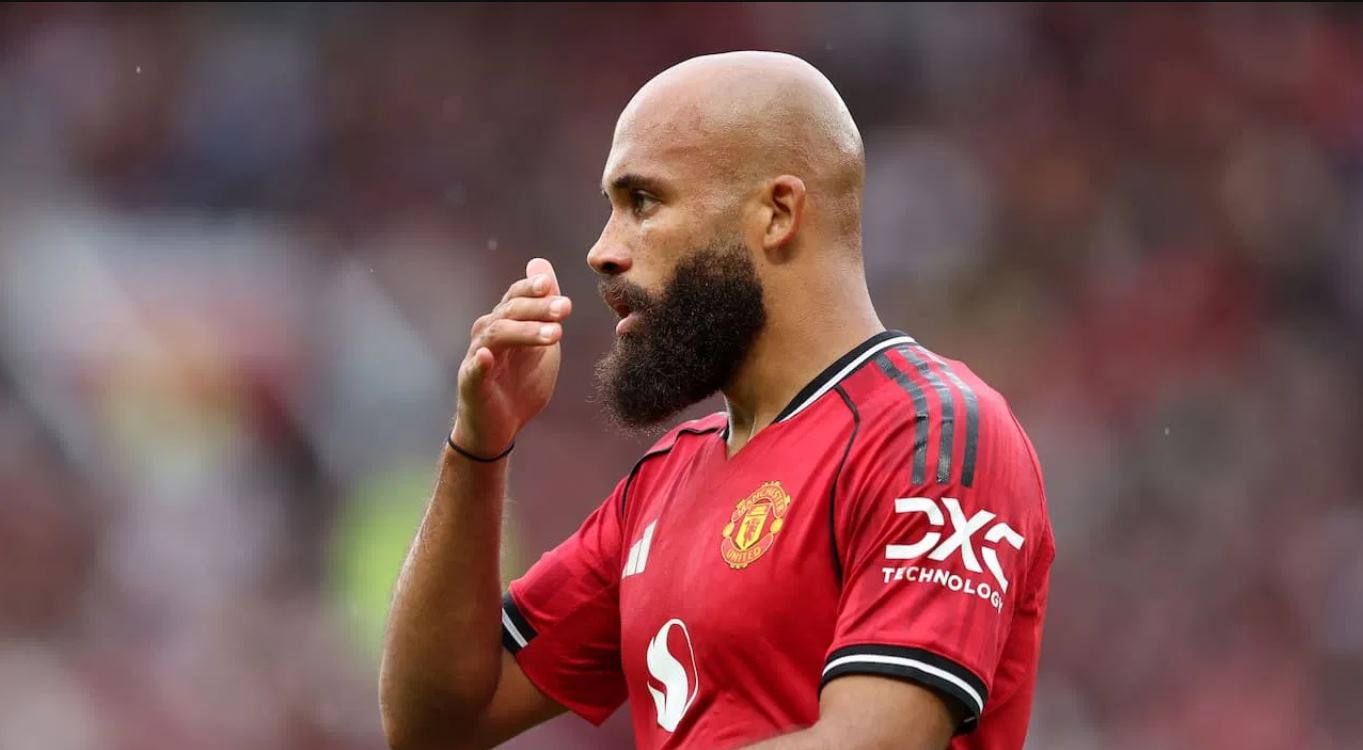 Bryan Mbeumo pemain Manchester United