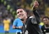 Dusan Vlahovic merayakan golnya ke gawang Borussia Dortmund