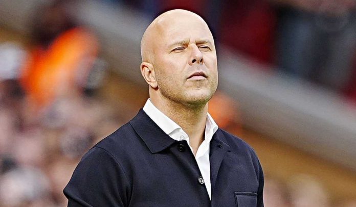 Ekspresi Arne Slot di laga Liverpool vs Arsenal Ekspresi Arne Slot di laga Liverpool vs Arsenal