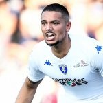 Elia Caprile kiper Cagliari