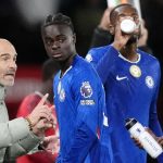 Chelsea Wajib Menang Lawan The Seagulls di Stamford Bridge Sebelum Hadapi Dua Lawan Berat Enzo Maresca memberikan instruksi kepada pemain Chelsea