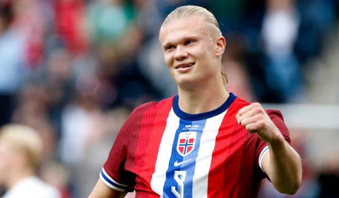 Erling Haaland merayakan gol untuk timnas Norwegia Erling Haaland merayakan gol untuk timnas Norwegia