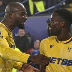 Jean-Philipp Mateta merayakan gol bersama Marc Guehi