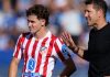 Julian Alvarez dan pelatih Atletico Madrid Diego Simeone