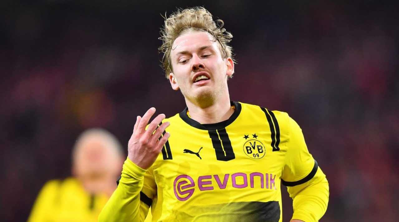 Julian Brandt pemain Borussia Dortmund