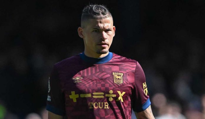 Kalvin Phillips sudah tidak punya tempat di Manchester City Kalvin Phillips sudah tidak punya tempat di Manchester City