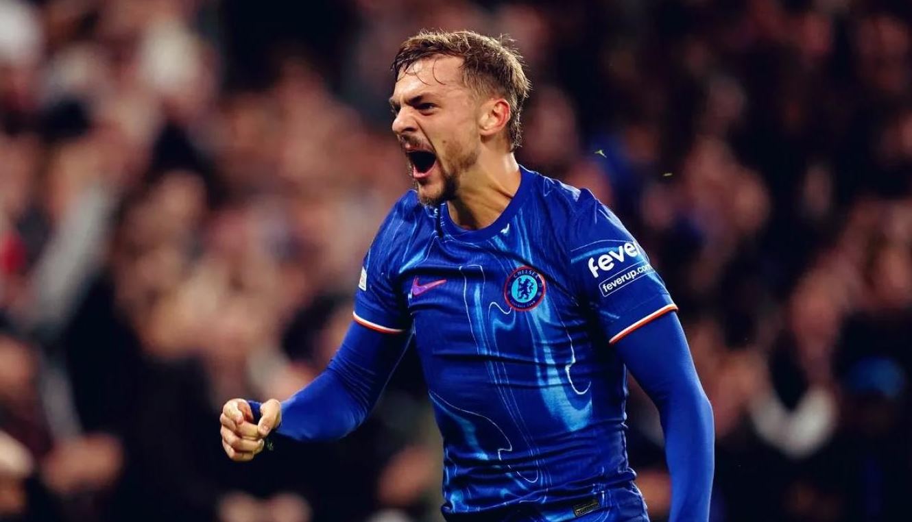 Kiernan Dewsbury-Hall pemain Everton