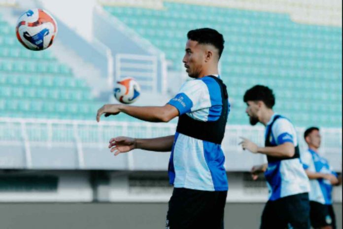 Latihan Skuad PSIM Yogyakarta Jelang Beraksi di Kandang PSM Makassar