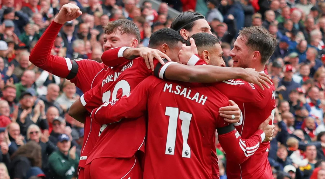 Pemain Liverpool merayakan kemenangan Pemain Liverpool merayakan kemenangan