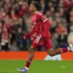 Bocah 17 Tahun Ini Jadi Starter Liverpool di Carabao Cup! Rio Ngumoha bintang muda Liverpool