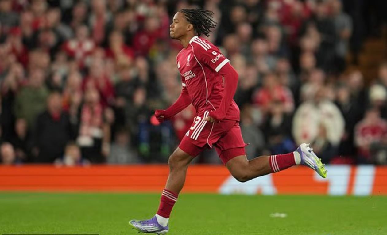 Rio Ngumoha bintang muda Liverpool