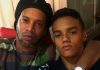 Ronaldinho dan putranya Joao Mendes