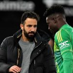 Ruben Amorim berbicara dengan Andre Onana