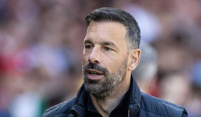 Ruud van Nistelrooy difavoritkan jadi pelatih Twente