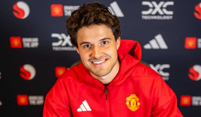 Senne Lammes tanda tangan kontrak di Manchester United Senne Lammes tanda tangan kontrak di Manchester United