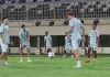 Sesi Latihan Madura United Jelang Laga di Kandang PSBS Biak