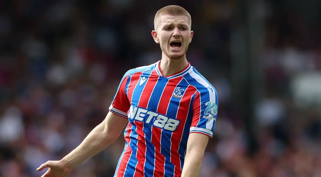 Adam Wharton pemain Crystal Palace