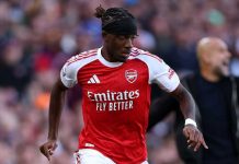 Aksi Noni Madueke di laga Arsenal vs Manchester City