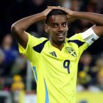 Alexander Isak Melempem, Diboikot Fans Swedia! Yakin Bisa Gantikan Mohamed Salah? Alexander Isak pemain Liverpool dan Timnas Swedia