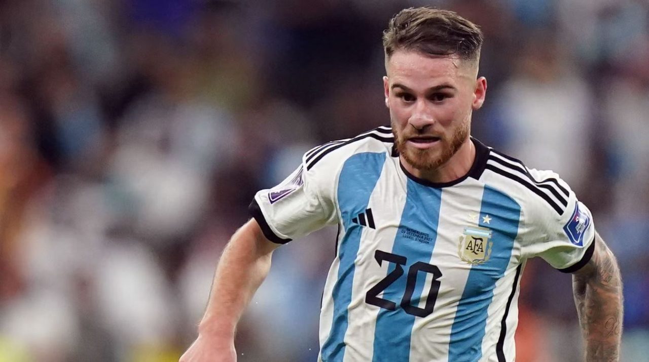 Alexis Mac Allister pemain Liverpool