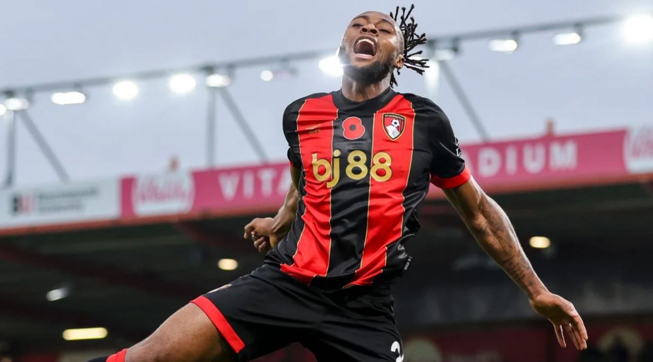 Antoine Semenyo pemain Boyrnemouth