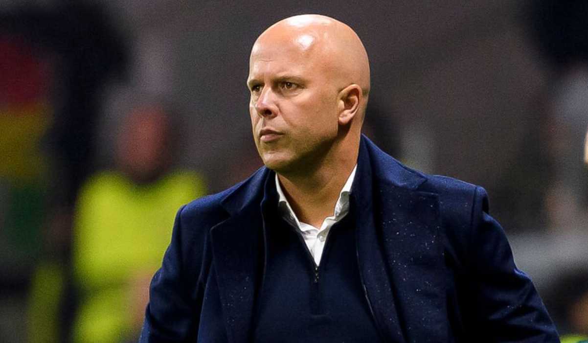Arne Slot di laga Frankfurt vs Liverpool Arne Slot di laga Frankfurt vs Liverpool